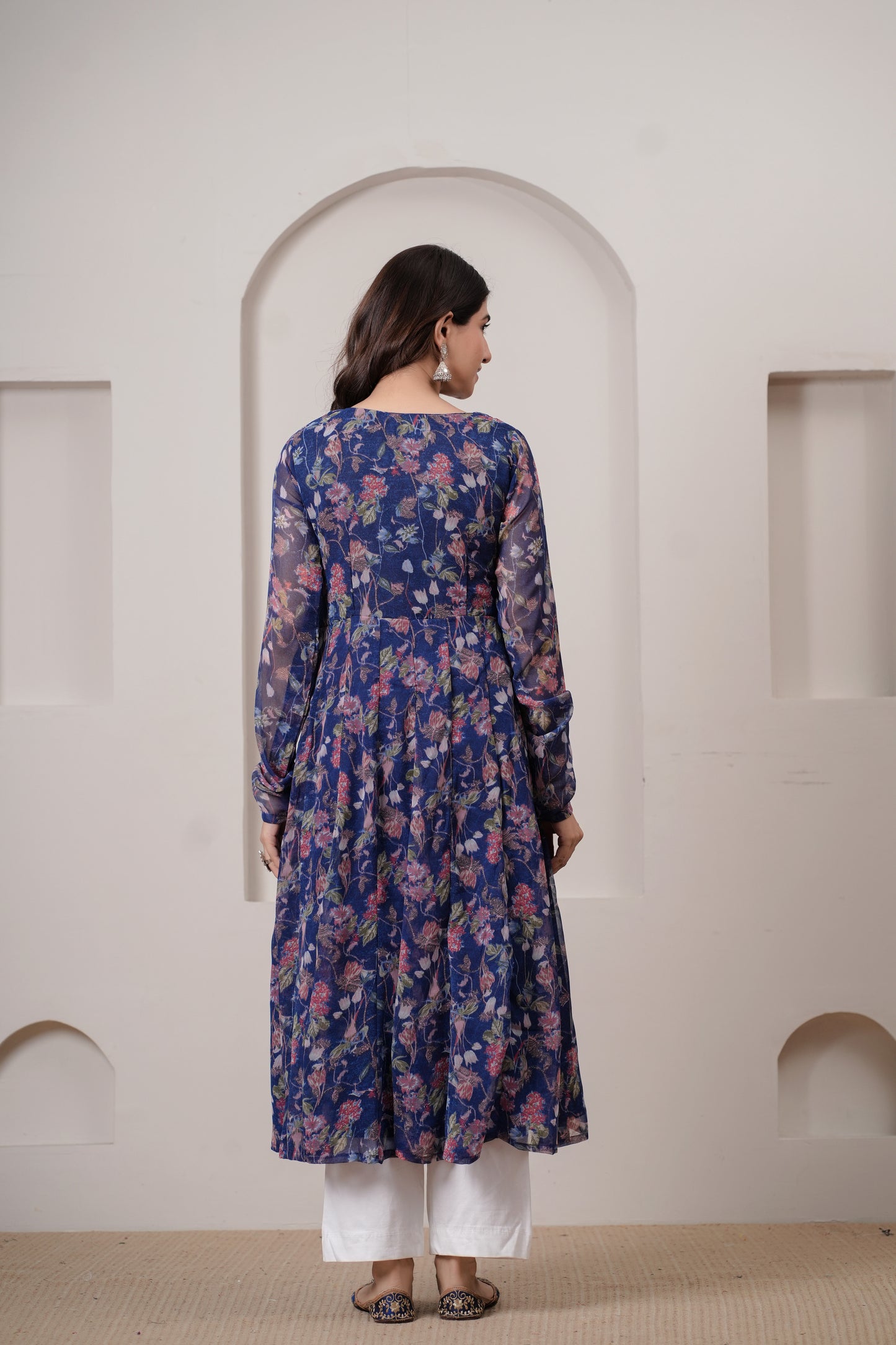 Neeraga Chiffon Anarkali Kurta