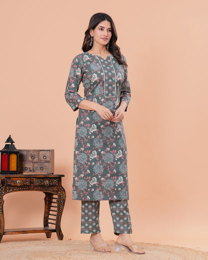 Sayaa Cotton Kurta with Straight Pants