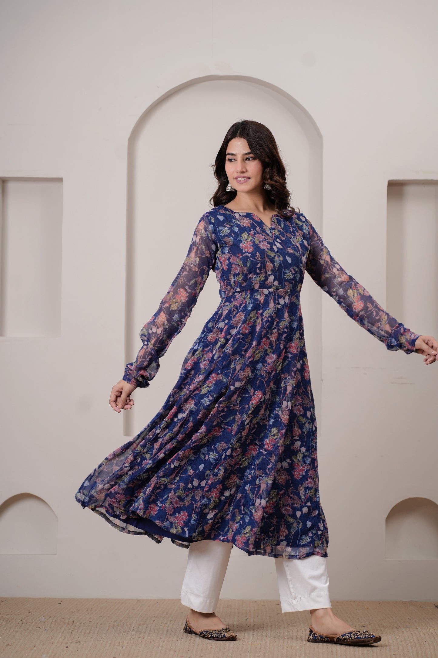 Neeraga Chiffon Anarkali Kurta