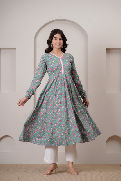 Artha Cotton Anarkali Kurta